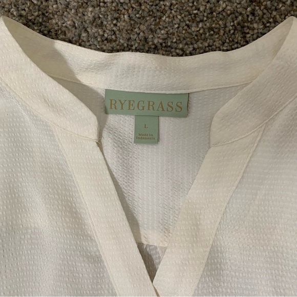 Rye Grass women’s Ivory color free flow Blouse top Size L - Picture 5 of 11